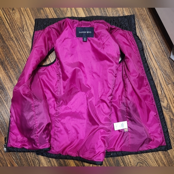 Land's End Black Vest Quilted Lined Zip SZ M (10-12) - Picture 3 of 9